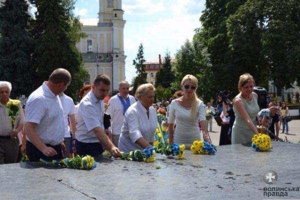У Луцьку вшанували пам`ять Лесі Українки. ФОТО