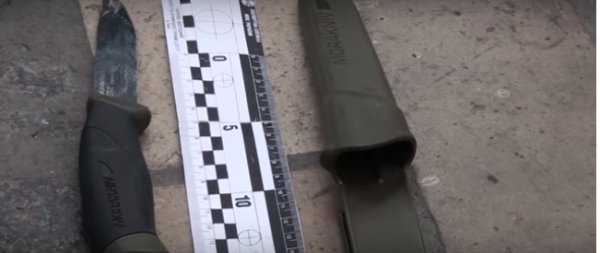 Учасники мітингу у Києві прийшли на акцію з піротехнікою, ножами та кастетами. ФОТО. ВІДЕО