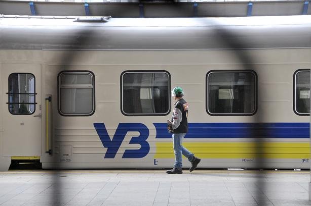 Луцький дизайнер розказав, як допомагав міняти логотип «Укрзалізниці»