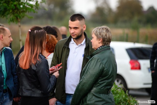 Лаундж-зона, розваги і подарунки: «Інвестор» влаштував грандіозне знайомство сусідам на «Юпітері». ФОТО*