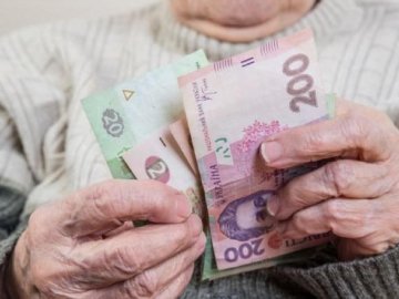 Пенсії у березні зростуть щонайменше на 18%: для кого саме 