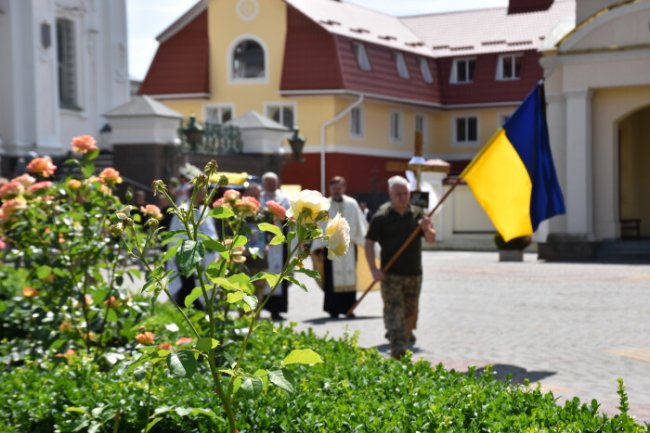 У Луцьку попрощалися з воїном Юрієм Сисоєвим