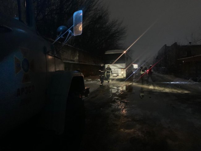 На Волині рятувальники відбуксирували вантажівку, яка перекрила проїжджу частину дороги