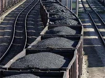 Сотню вагонів із волинським вугіллям «заморозили» на залізниці