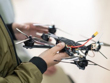 Український ринок готовий виробляти понад мільйон дронів, – Шмигаль