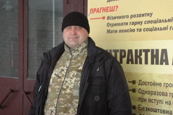 Понад 80 волинян стали контрактними військовими