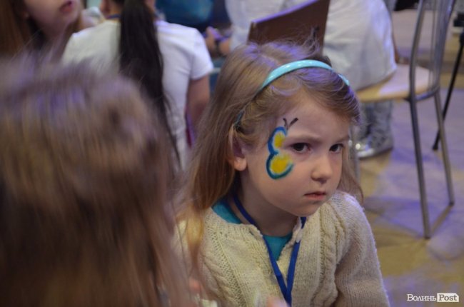 Діти наших Героїв: у «ПортСity» розважали дітей волинських атовців