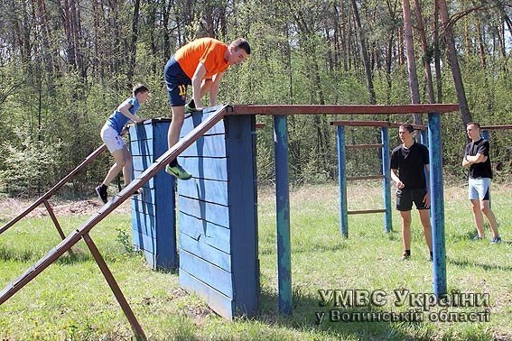 Для луцьких ліцеїстів влаштували «школу виживання». ФОТО, ВІДЕО