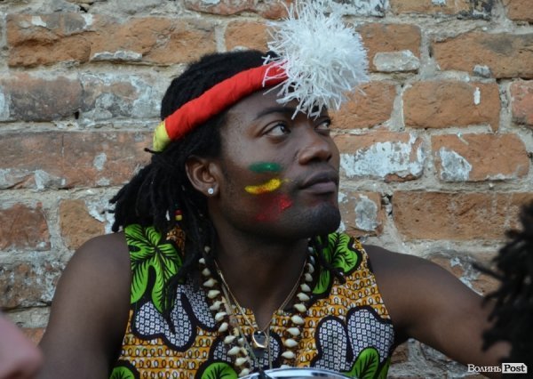 «Поліське літо з фольклором» розпочали у Луцькому замку. ФОТО