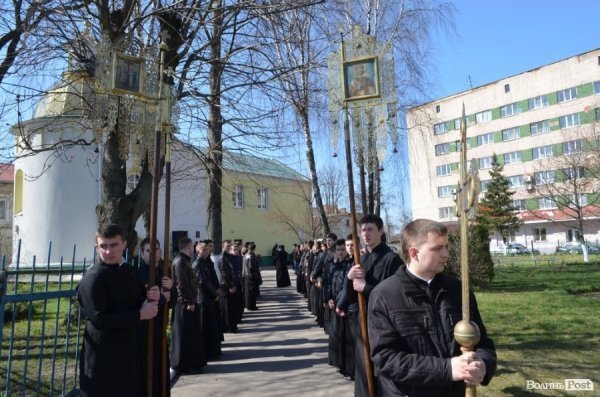 У Луцьку відбувся загальноміський Страждальний хресний хід. ФОТО
