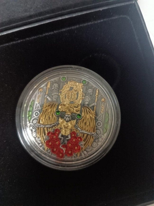 В «Устилузі» прикордонники виявили срібні монети вартістю понад мільйон гривень