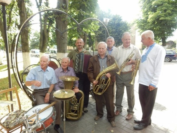 Горохівчани презентують свої таланти на арт-майданчику. ФОТО