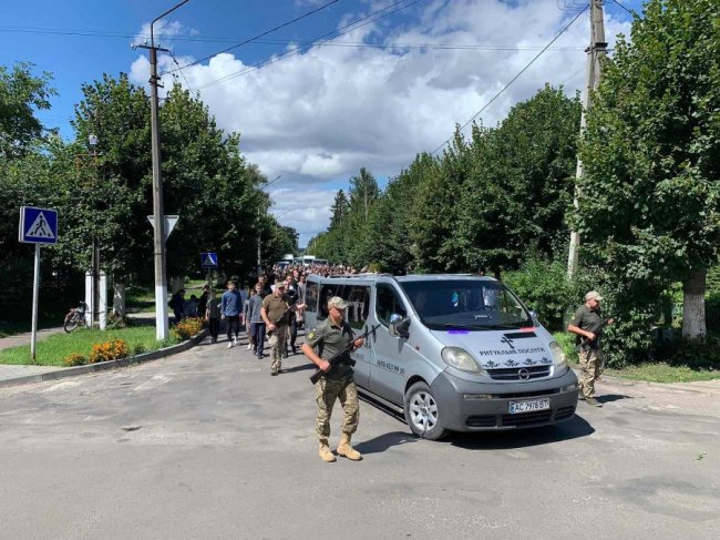 На Волині попрощалися з 23-річним Героєм Олександром Назаруком, який поліг на війні
