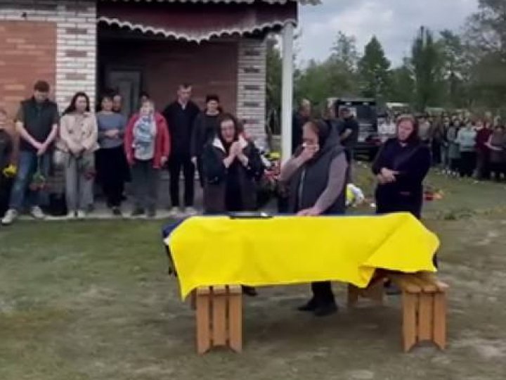 На Волині священник УПЦ не відчинив церкву для прощання із загиблим Героєм