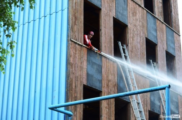 Найвправніші волинські рятувальники - з Луцька та Торчина. ФОТО