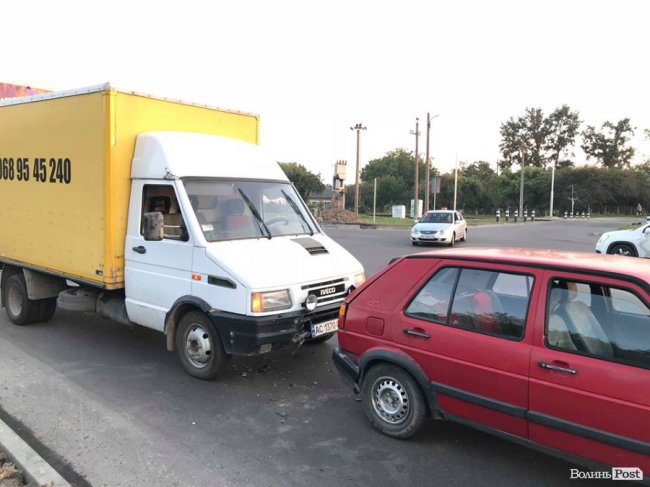 У Луцьку – подвійна аварія. ФОТО