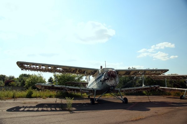 Старий кукурузник. Аеропорт Крупа (липень 2013)