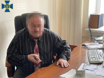 Адвокату Віктору Шостаку, якого спіймали на хабарі, оголосили про підозру