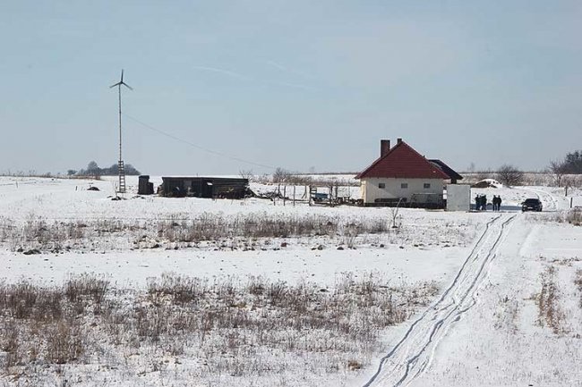 «Мою хату зразу побачите — біля неї стоїть вітряк», - волинян про життя без «цивілізації»