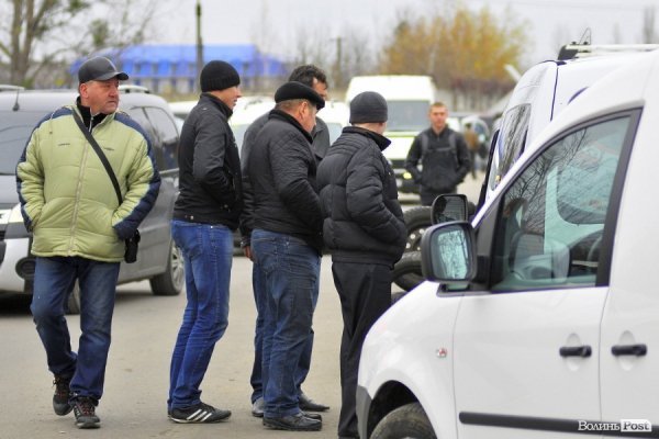 Луцький авторинок. БУДНІ МІСТА