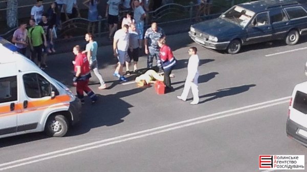 У Луцьку на проспекті Перемоги збили жінку. ФОТО