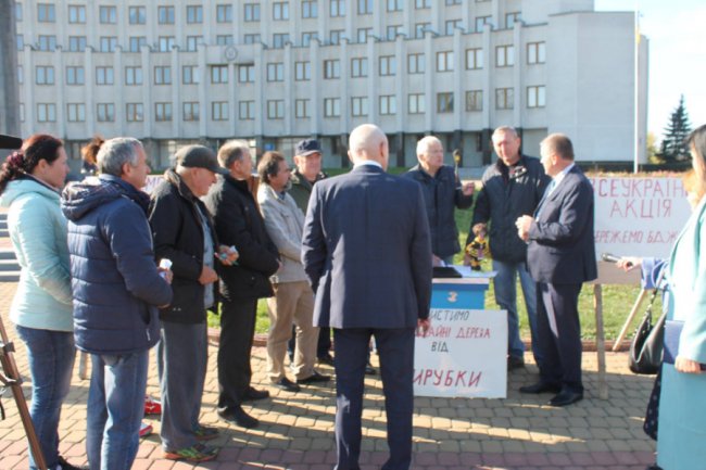 Отруювати бджіл на Волині я не дозволю, - Олександр Савченко