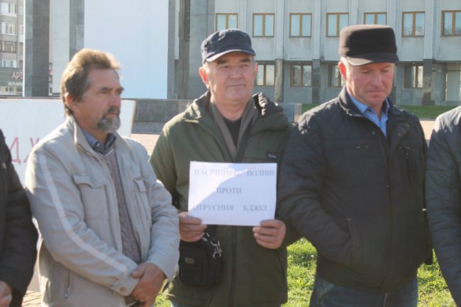 Отруювати бджіл на Волині я не дозволю, - Олександр Савченко