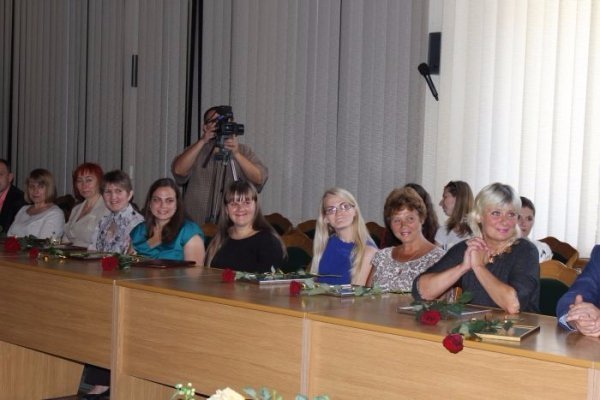 Луцьких фармацевтів привітали зі святом. ФОТО