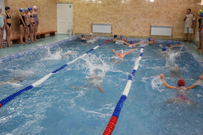 У луцькій гімназії №21 – новий басейн. ФОТО