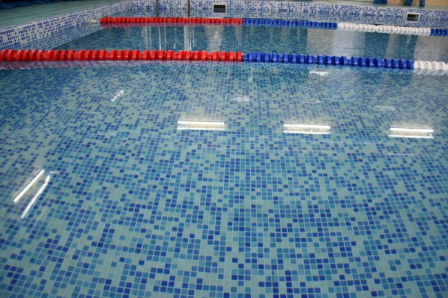 У луцькій гімназії №21 – новий басейн. ФОТО