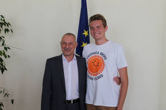 Як юних волинян волонтери-іноземці учили англійської