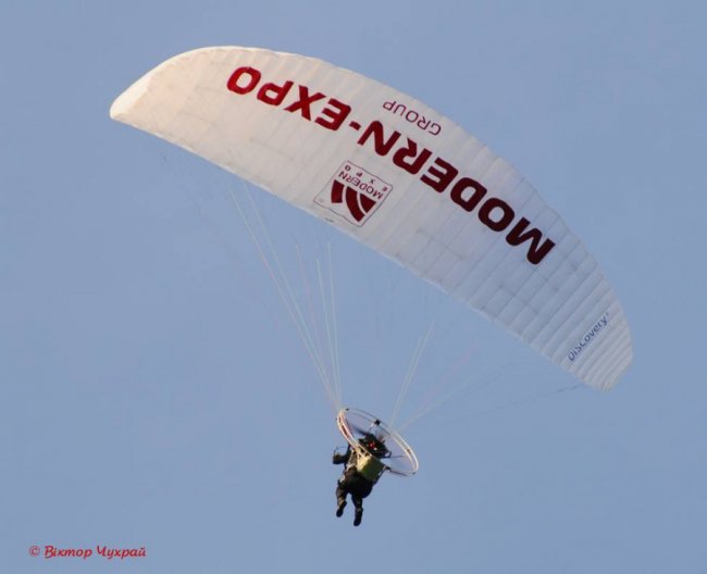 Літало все, що могло: над Луцьком – парад повітряних «монстрів». ФОТО