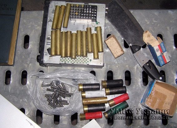 У ковельчанина виявили великий арсенал зброї. ФОТО