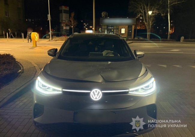 У Луцьку водійка на пішохідному переході збила 12-річного хлопчика на самокаті