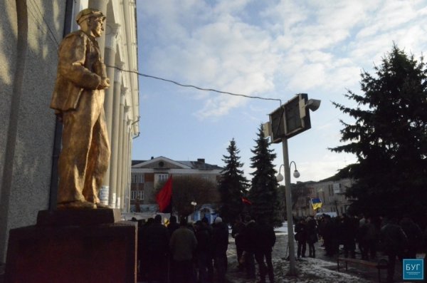 У Нововолинську - мітинг на підтримку шахтарів. ФОТО