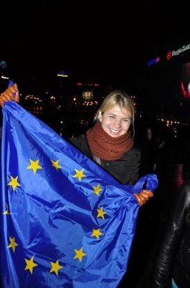 Як Кличко, Тягнибок і Яценюк мітингували на Євромайдані. ФОТО