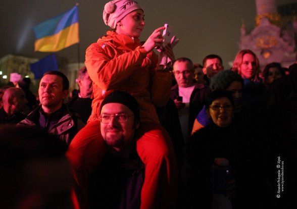 Як Кличко, Тягнибок і Яценюк мітингували на Євромайдані. ФОТО