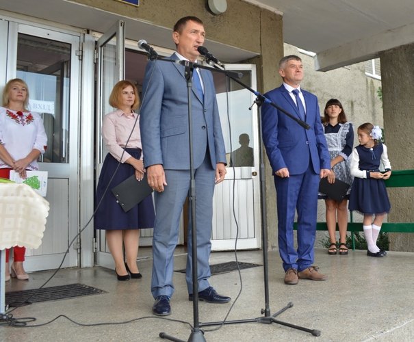 Перший дзвоник у Ковелі. ФОТО