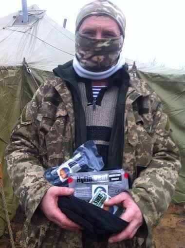 Волинські волонтери забезпечують бійців аптечками завдяки інтернет-аукціонам. ФОТО