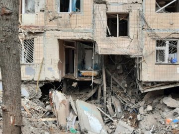 Росія завдала ударів по Харкову: з-під завалів дістали жінку