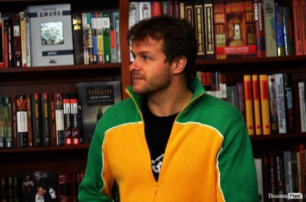 У Луцьку представили книгу про трудових мігрантів. ФОТО 