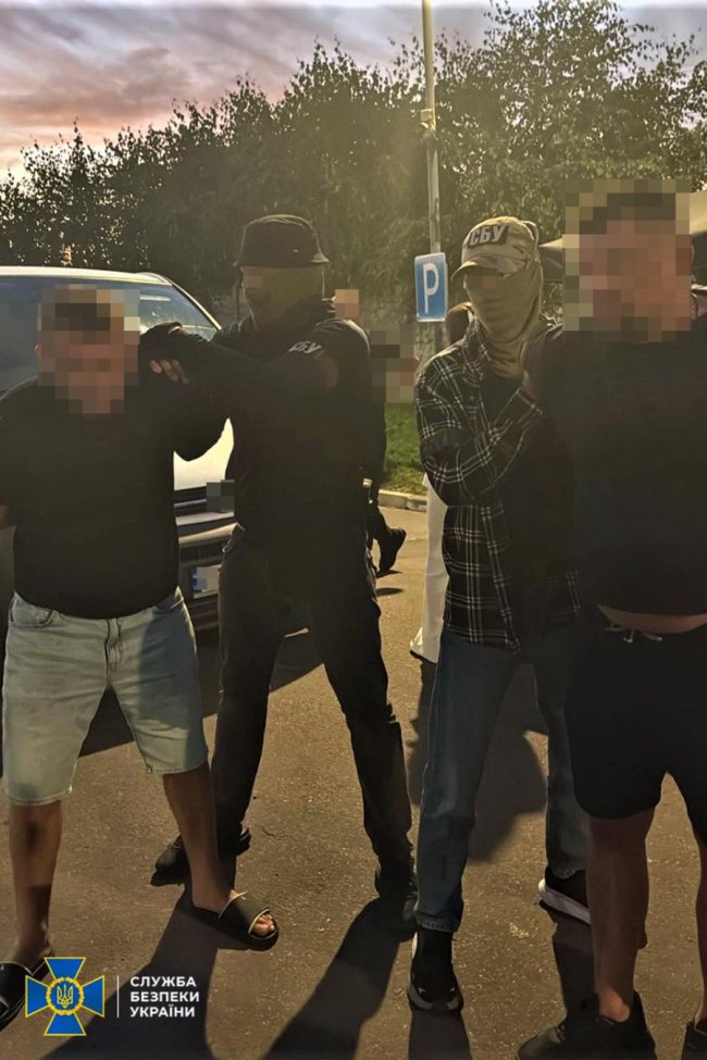 На Волині двоє чоловіків за 12 тисяч доларів пропонували військовозобов'язаним  різні варіанти ухилення від мобілізації