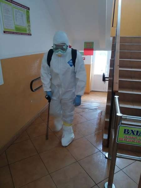 У Луцьку продезінфікували приміщення ЦНАПу