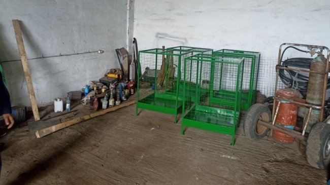 У волинській громаді взялися виготовляти контейнери для сортування сміття. ФОТО 