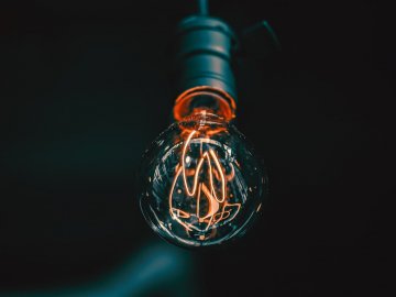 Де у Луцьку та на Волині не буде світла 24 вересня 