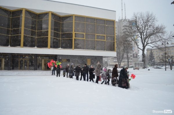 Як Луцьк замело снігом. ФОТО