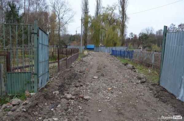 Реконструкція зоопарку в Луцьку: почали з містечка для левів. ФОТО