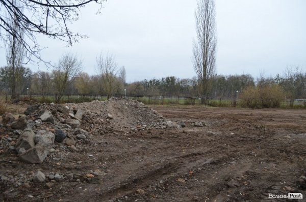 Реконструкція зоопарку в Луцьку: почали з містечка для левів. ФОТО