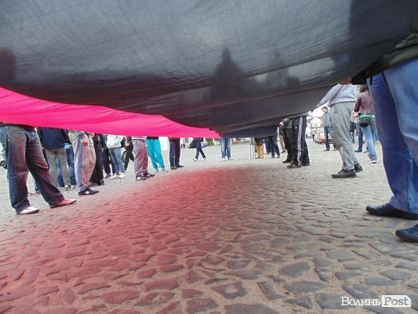 «Антипутінський» марш у Луцьку. ФОТО