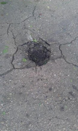 Терористи з «Градів» обстріляли Алчевськ,  є загиблі, - ЗМІ. ФОТО. ВІДЕО